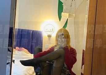 这就是青春的味道：芋圆侑子校服写真，原图和照片里的回忆并不简单。