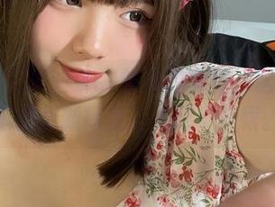 微密圈 – 葱油饼er的裸足写真，这种光线下的更新简直让人挪不开眼。