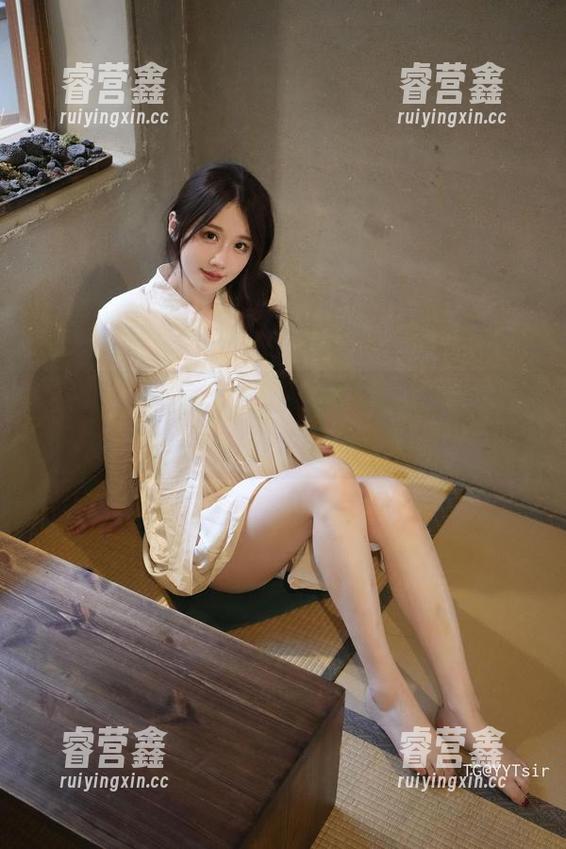 轩子巨2兔 微密圈 - 当女仆装遇上福利,轩子巨2兔的迷人作品