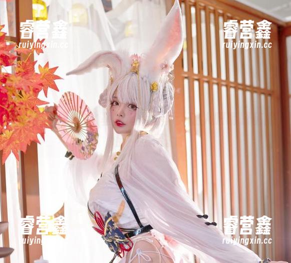 阿寨寨ninja 阿寨寨ninja比基尼高清写真:让人眼睛跟随的那抹热情。