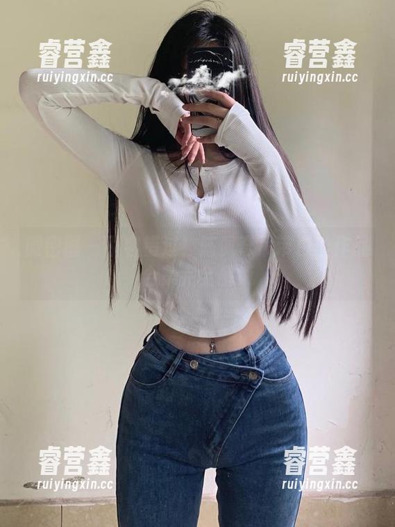 陈佩奇 微密圈 - 不容错过!陈佩奇吊带白丝作品合集完全解锁