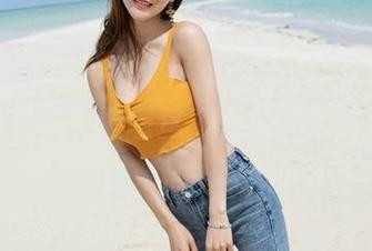 魅妍社 – 想知道绯月樱_Cherry的制服私房有多美？看看这个图集，果然不出所料！